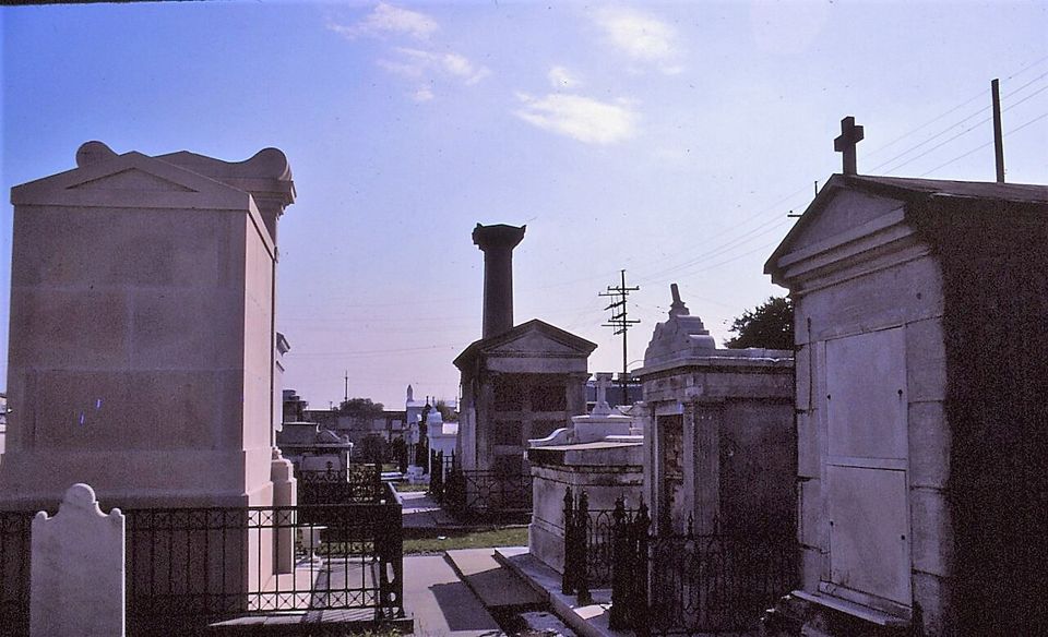 St Louis Cemetery No 2